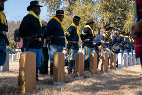 Army honors World War I Buffalo Soldiers with new headstones | Article | The United States Army