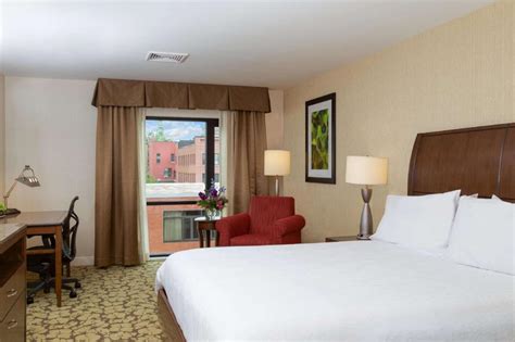 Hilton Garden Inn Burlington-Downtown - Hotel in Burlington (VT) - Easy Online Booking