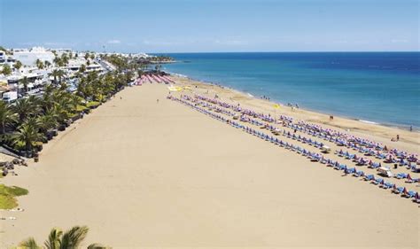 Lanzarote Tourist Guide – Playa Grande, Puerto del Carmen