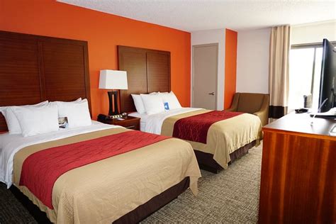 Comfort Inn Greensboro - Kernersville Rooms: Pictures & Reviews - Tripadvisor