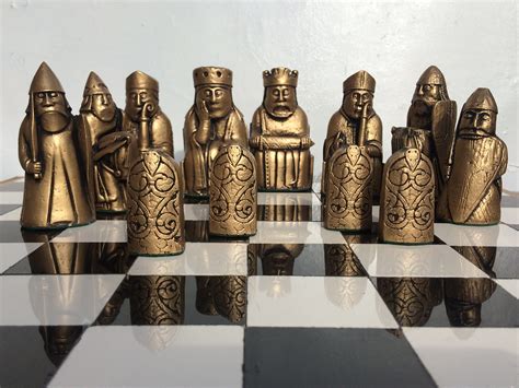 Isle of Lewis Chess Set - Authentic Handmade Replica chess pieces ...