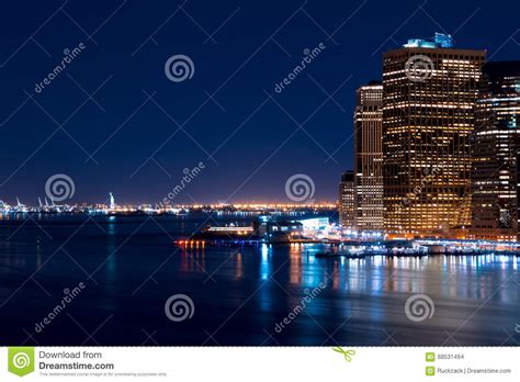 Night Manhattan and the Statue of Liberty Stock Photo - Image of cityscape, york: 68531494