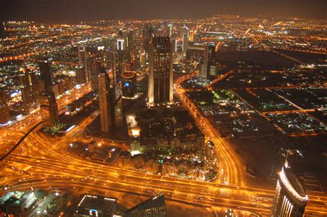 Burj Khalifa Observation Deck at night... - Page 2 - British Expats