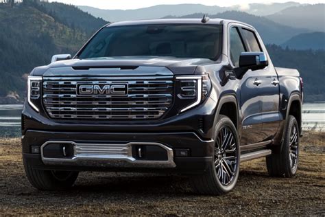 Full-Size GM Truck Sales Outpace Ford F-Series In Q3 2023