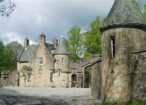 clan gregor castles | Clan MacGregor, their Castle and information. | Scotland castles, Scottish ...