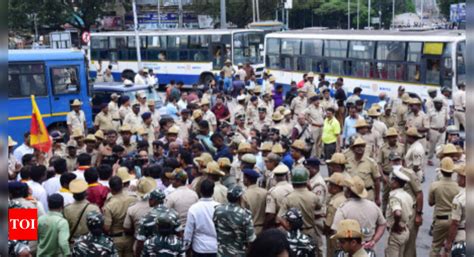 Karnataka Bandh News Live: Cauvery panel asks Karnataka to release 3,000 cusecs water to Tamil Nadu