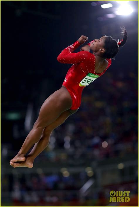 Simone Biles Wins Gold Medal In Vault at Rio Olympics! | Photo 1010300 - Photo Gallery | Just ...