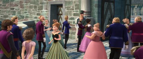 Rapunzel and Flynn Rider Easter egg in Disney's Frozen and more - Nerd Reactor