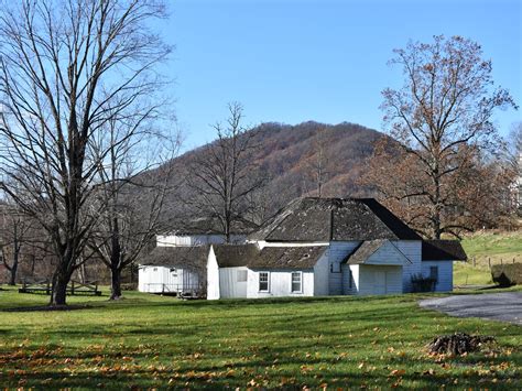 DHR – Virginia Department of Historic Resources » 008-0007 Warm Springs Bath Houses