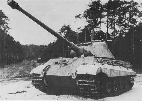 Tiger 2 tank with porsche turret 19 | World War Photos