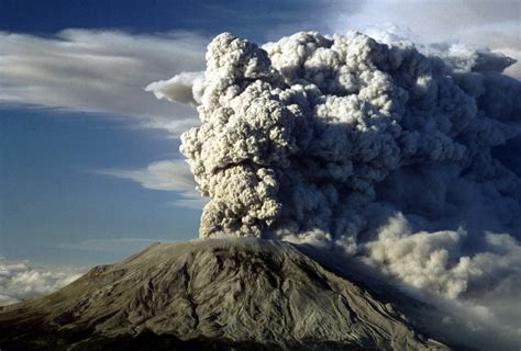 The Eruption of Mount St. Helens in 1980 - The Atlantic