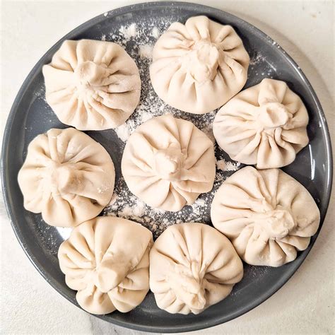 Traditional Meat Khinkali Recipe (Georgian Soup Dumplings)