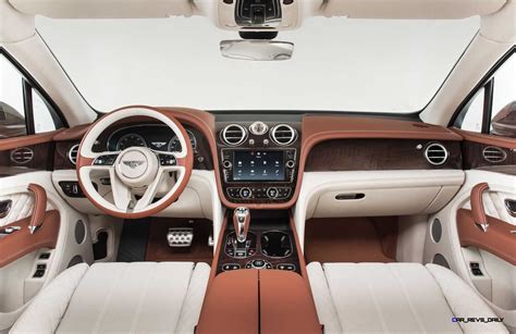 2017 Bentley BENTAYGA Interior 3