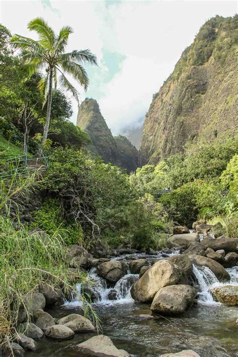 Iao Valley State Park in Wailuku - Needle Lookout Trail