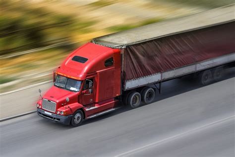 8 Different Types of Trucks for Transporting Goods - The Bellevue Gazette