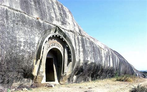 The Lomas Rishi Cave on Barabar Hill | Ancient architecture, Ancient mysteries, Ancient aliens