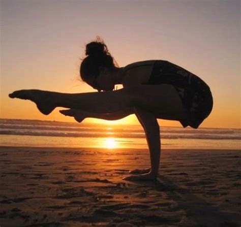 6 Reasons Why Beach Yoga in Costa Rica is Best | Enchanting Costa Rica