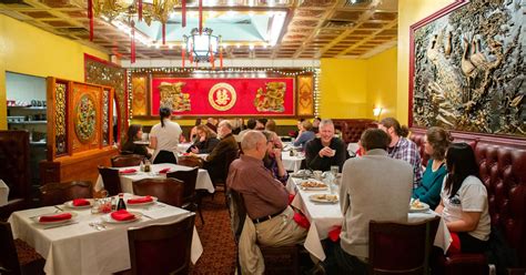 Chinese Restaurants Open on Christmas Face the Busiest Service of the Year - Eater