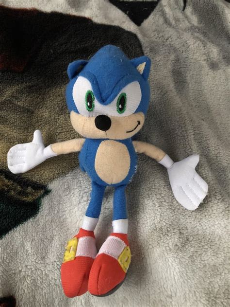 I’ve had this sonic plush since 2014, I won him from a carnival in Universal Studios Florida, I ...