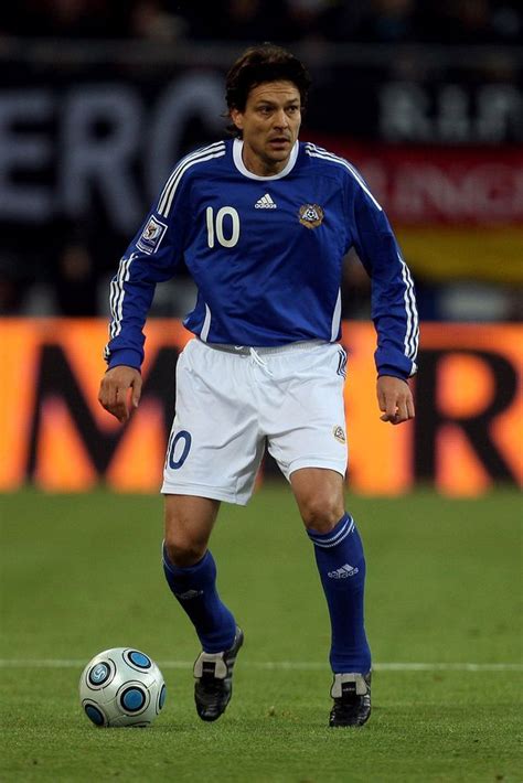 Jari Litmanen. | Association football, Football players, Best football ...