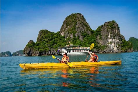 Kayaking in Ha Long Bay: A journey into tranquil beauty