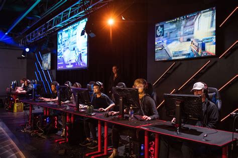 Esports gamers experience same stressors as pro athletes, study finds | Ars Technica