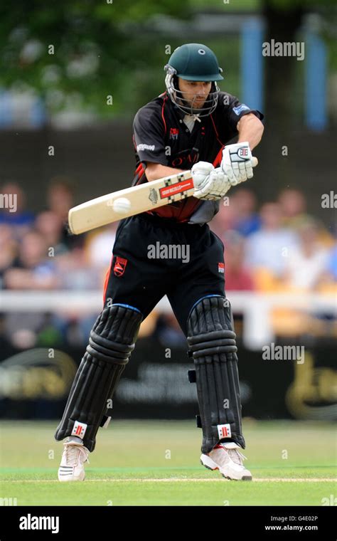 Leicestershire foxes jacques du toit bats hi-res stock photography and images - Alamy