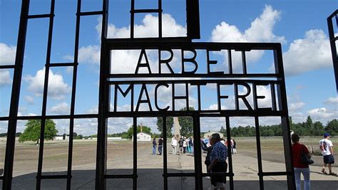 Sachsenhausen Museum and Memorial – Gablinger Tours