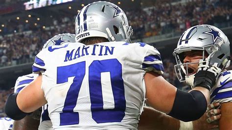 Cowboys guard Zack Martin leaves preseason game against Bengals with ...