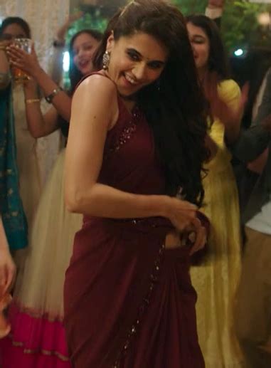 Taapsee Pannu’s maroon sari from Thappad is so light, you can dance all night in it | VOGUE India