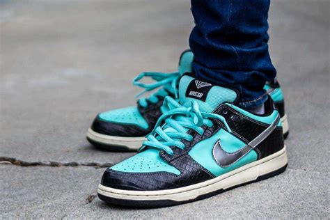 Nike SB Dunk Low Tiffany Review