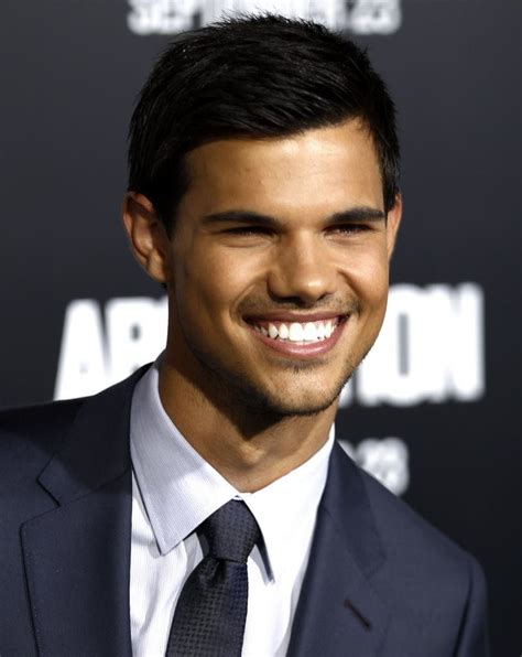 A.M. Entertainment News Links: Taylor Lautner says he is pumped for ...