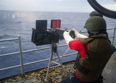 DVIDS - Images - USS Peleliu crew-served weapons qualification [Image 4 of 4]