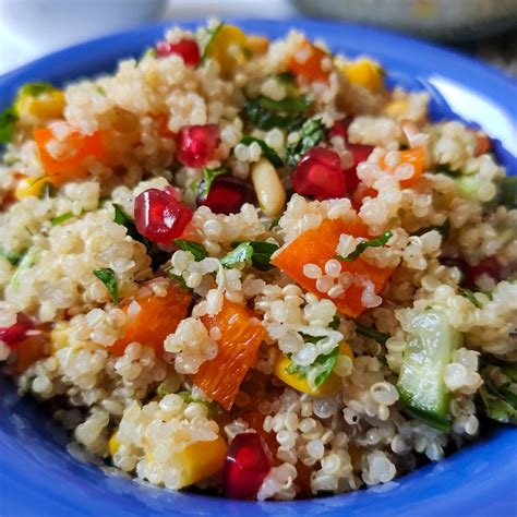 Vegan Quinoa Salad - a filling salad made in the Middle Eastern style