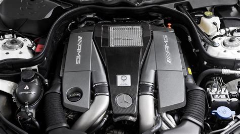 Mercedes Benz V8 Engine