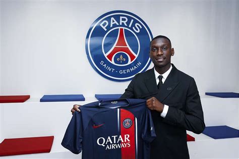 Randal Kolo Muani: "I'll be prepared to die for this shirt" | Paris Saint-Germain