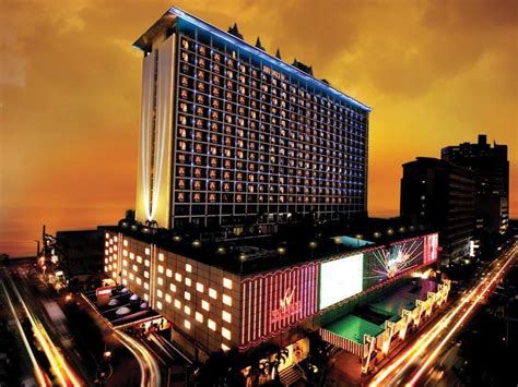 Manila Pavilion Hotel & Casino in Philippines - Room Deals, Photos ...