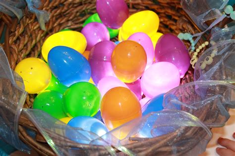 5 Fun Adult Easter Egg Hunt Ideas | GamesAndCelebrations.com