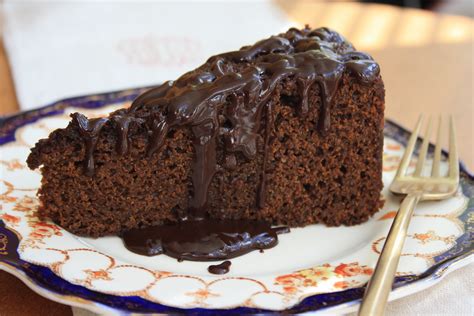 Molasses spice cake with coffee – a grown-up treat for Halloween - La ...