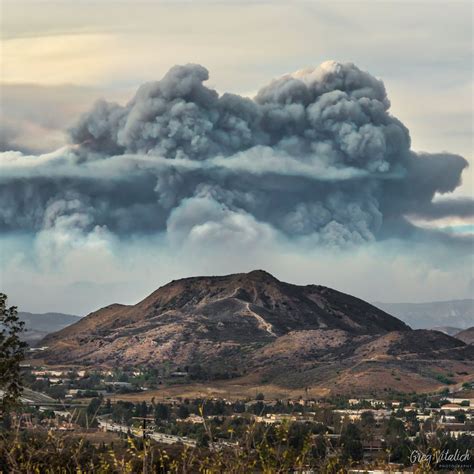 What Are Pyrocumulus Clouds? California Fires Spawn Ominous Formations | Live Science