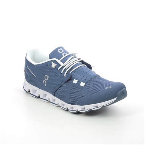 On Running Cloud Womens Navy Womens trainers 194026-