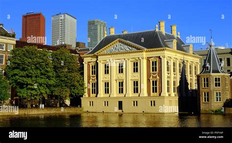 Dutch Parliament building Den Haag Holland Stock Photo - Alamy