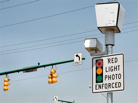 Red-Light Cameras In Oregon Can Now Ticket Speeders | KUOW News and Information