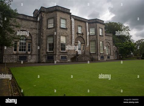 Kendal abbot hall art gallery hi-res stock photography and images - Alamy