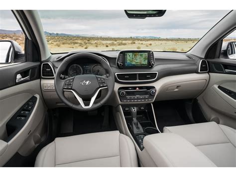 2020 Hyundai Tucson: 112 Interior Photos | U.S. News