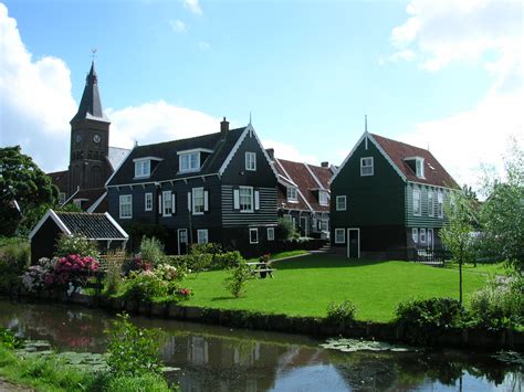 File:Marken village.JPG - Wikipedia