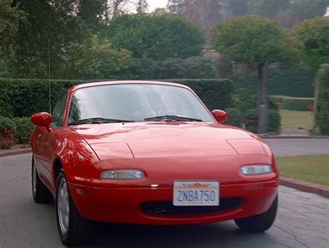 IMCDb.org: 1990 Mazda MX-5 Miata [NA] in "Murder, She Wrote, 1984-1996"