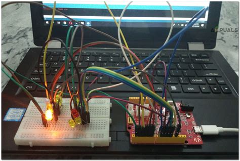 How To Make Arduino Based Traffic Light Controller?