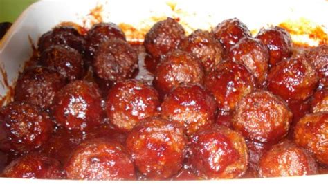 Eileen's Jelly Meatballs Recipe - Food.com