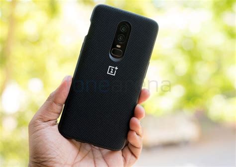 OnePlus 6 Cases Unboxing – Nylon Black and Ebony Wood Bumper Case ...